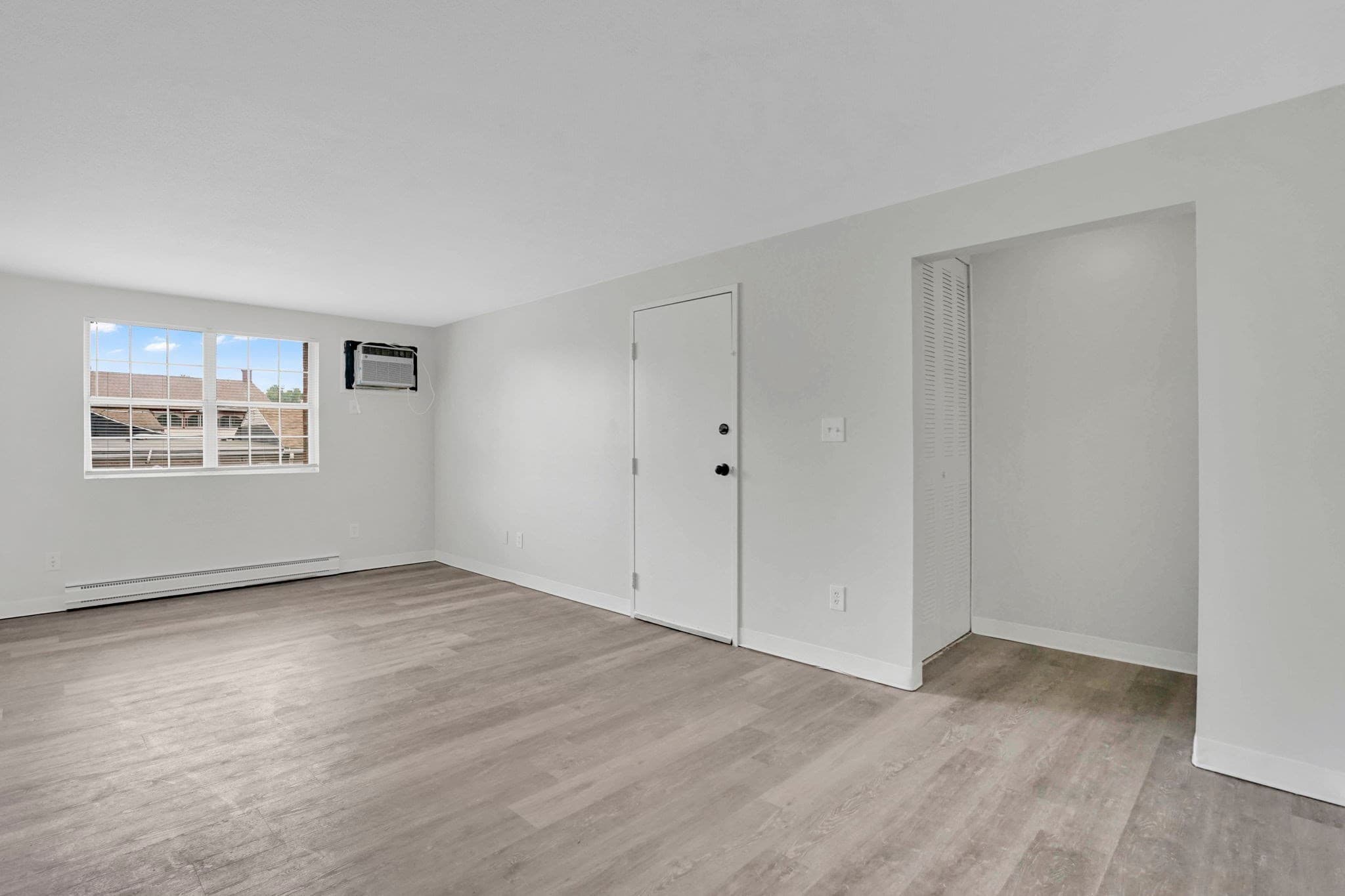 Condominium at 1304 Elm St. # 3C, West Springfield MA 01089, photo 5 of 19