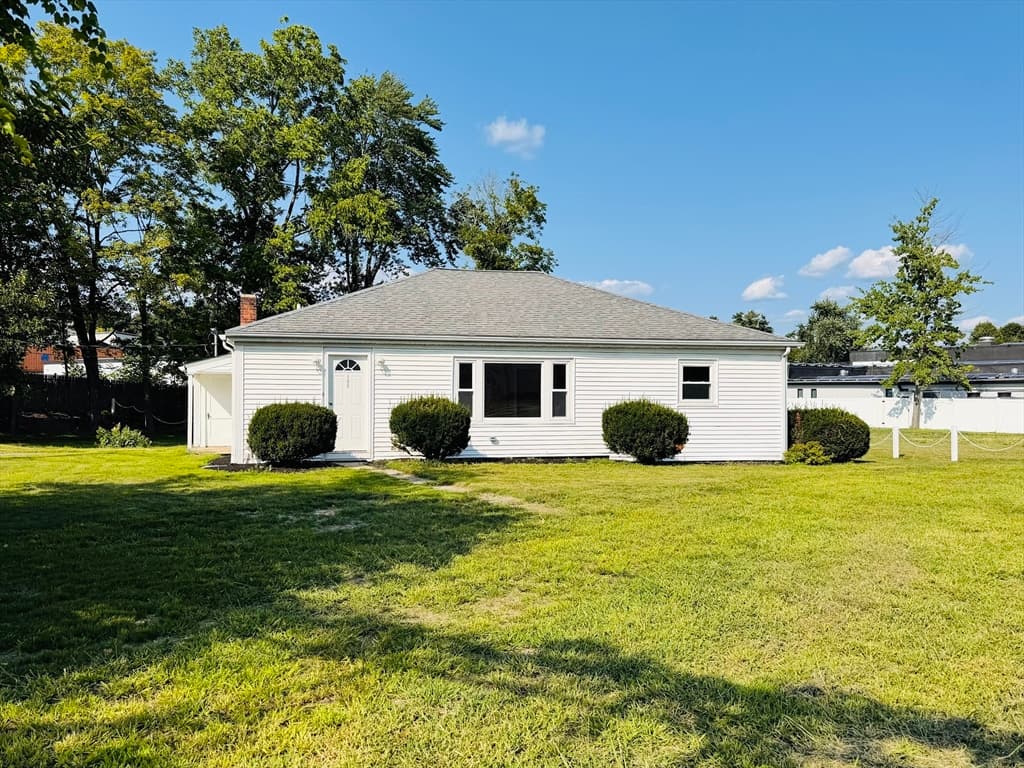 103 Brook St, Clinton MA 01510