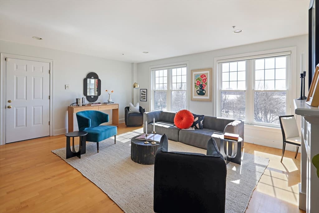 Condominium at 1306 Columbia Rd # C, Boston MA 02127, photo 7 of 22