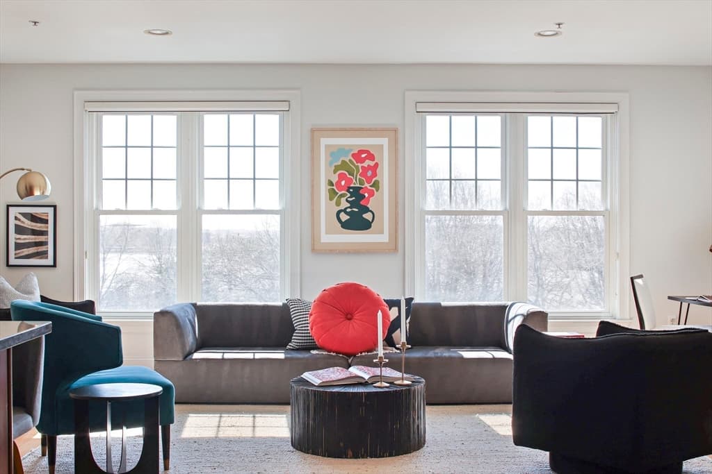 Condominium at 1306 Columbia Rd # C, Boston MA 02127, photo 3 of 22
