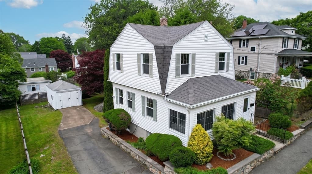 233 Florence Ave, Arlington MA 02476