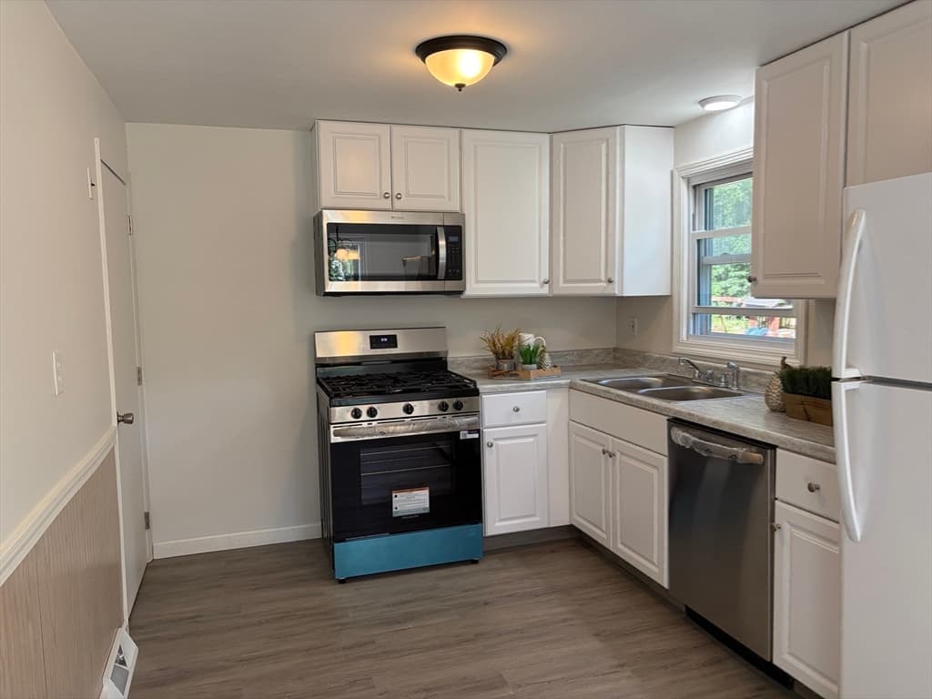 37 Sheldon St # 2, Billerica MA 01862 photo 12