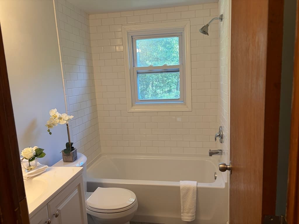 37 Sheldon St # 2, Billerica MA 01862 photo 30