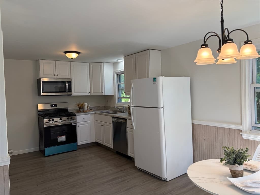 37 Sheldon St # 2, Billerica MA 01862 photo 10
