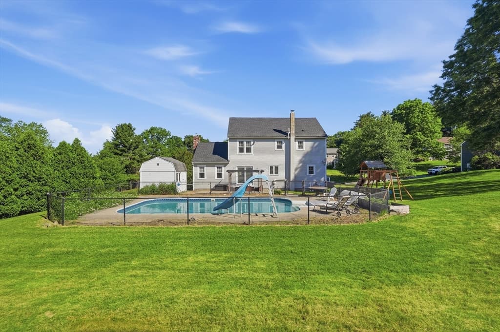 Single Family Residence at 4 Tracy Ann Drive, Grafton MA 01536, Grafton, photo 34 of 35
