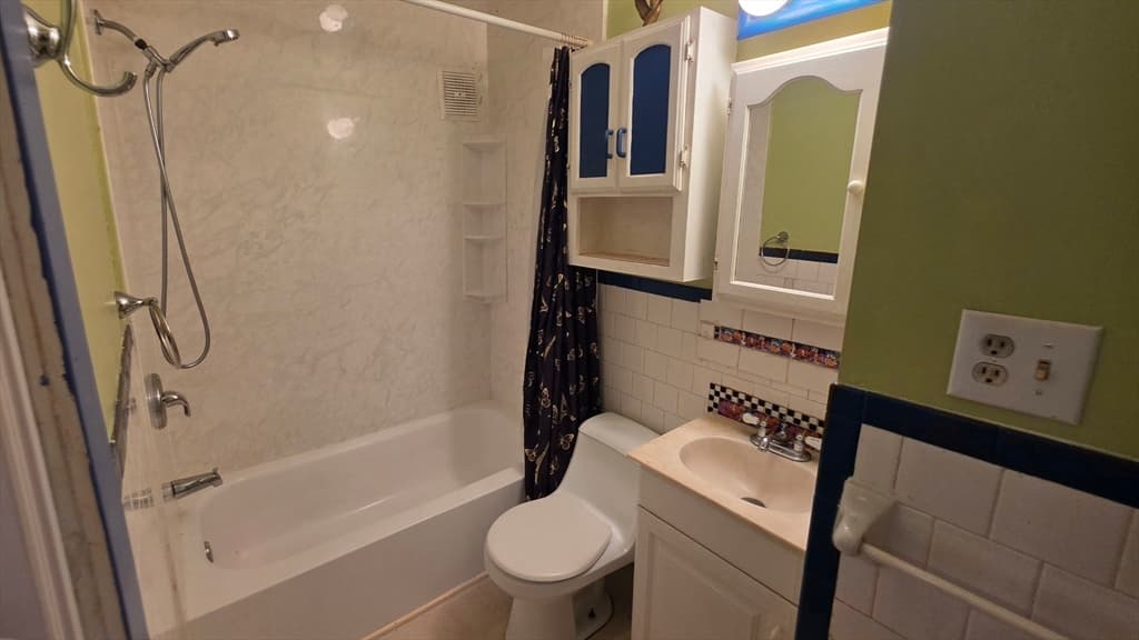 Single Family Residence at 203 Lakeview Ave, Tyngsborough MA 01879, Tyngsborough, photo 27 of 38