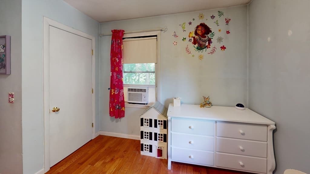 Single Family Residence at 203 Lakeview Ave, Tyngsborough MA 01879, Tyngsborough, photo 20 of 38