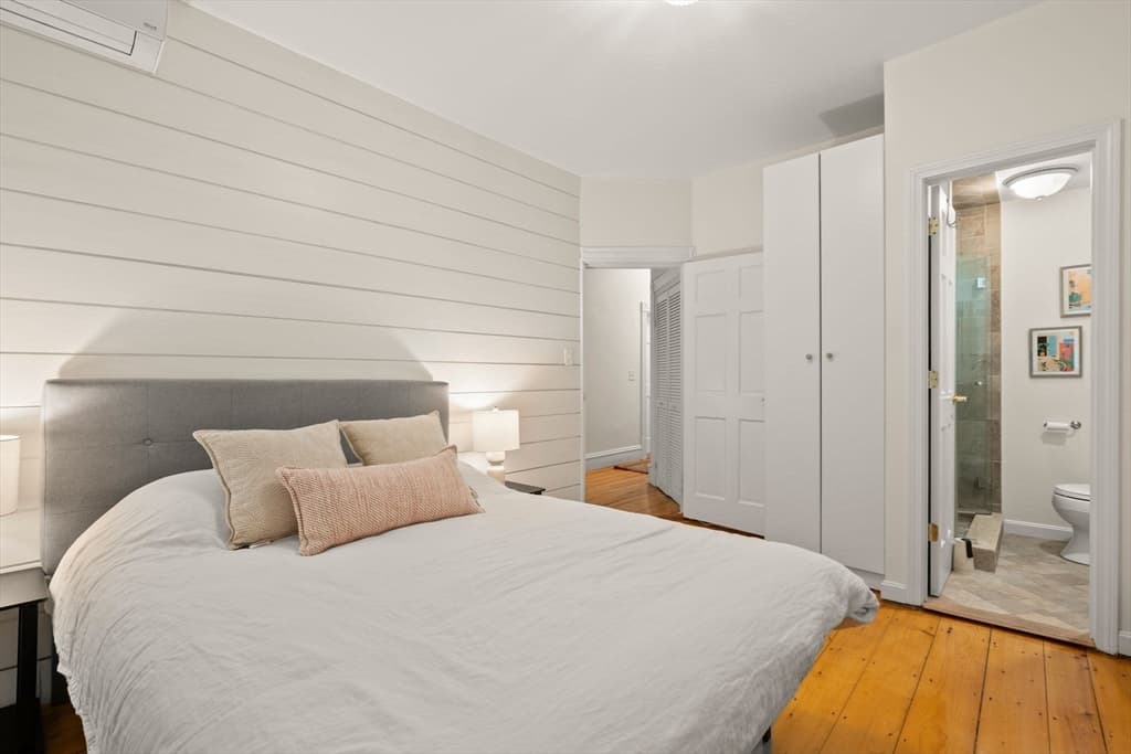Condominium at 281 Chestnut Ave # 1, Boston MA 02130, photo 16 of 35