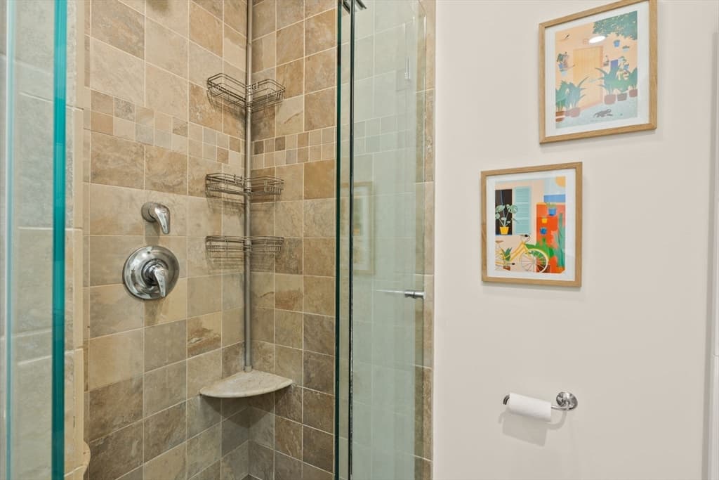 Condominium at 281 Chestnut Ave # 1, Boston MA 02130, photo 18 of 35