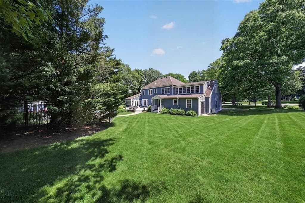 Single Family Residence at 14 Isaac Sprague Drive, Hingham MA 02043, photo 3 of 42