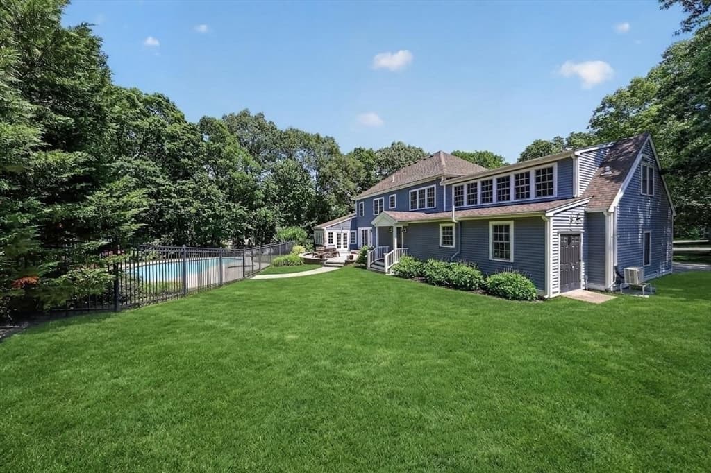 Single Family Residence at 14 Isaac Sprague Drive, Hingham MA 02043, photo 35 of 42