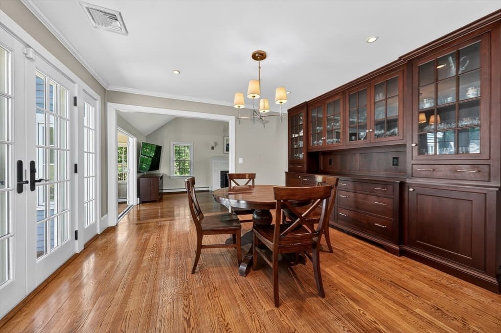Single Family Residence at 14 Isaac Sprague Drive, Hingham MA 02043, photo 8 of 42