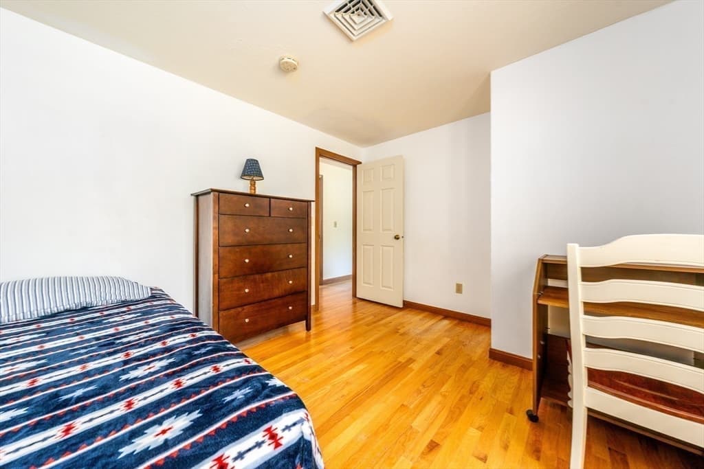 18 Goat Field Ln, Barnstable MA 02601 photo 19