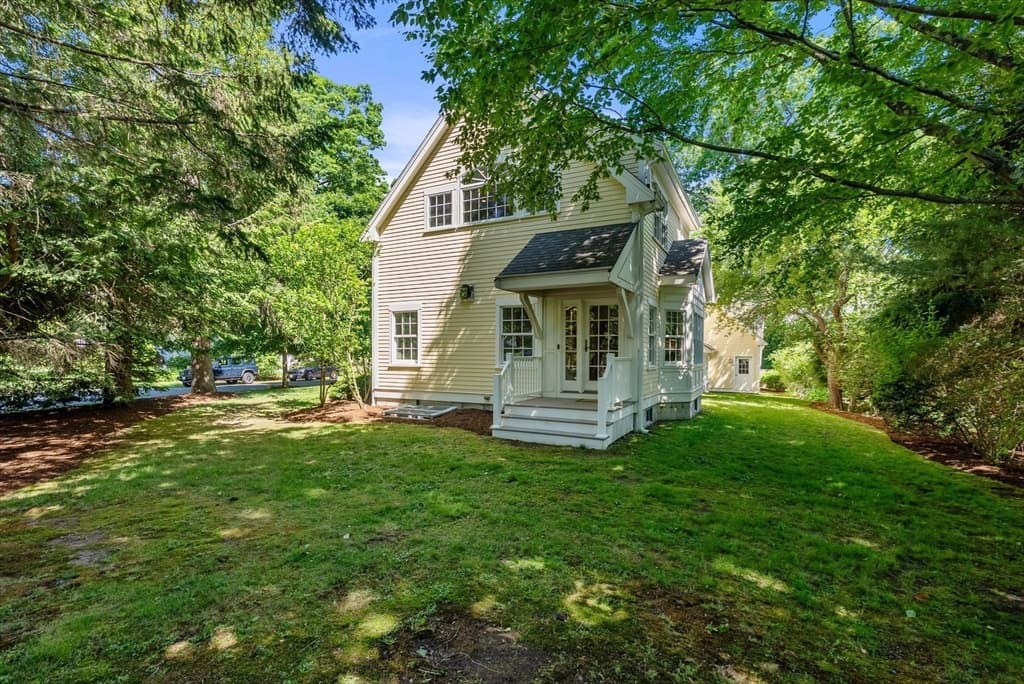 Single Family Residence at 1 Kenilworth Circle, Wellesley MA 02482, photo 33 of 33