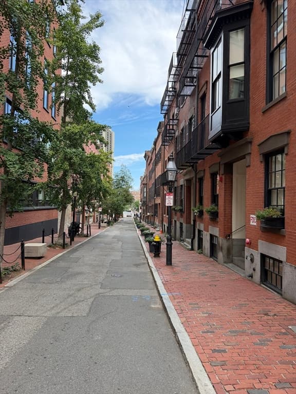 Condominium at 23 Temple Street # 6, Boston MA 02114, photo 17 of 19