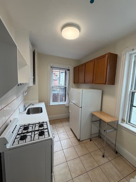 Condominium at 23 Temple Street # 6, Boston MA 02114, photo 3 of 19