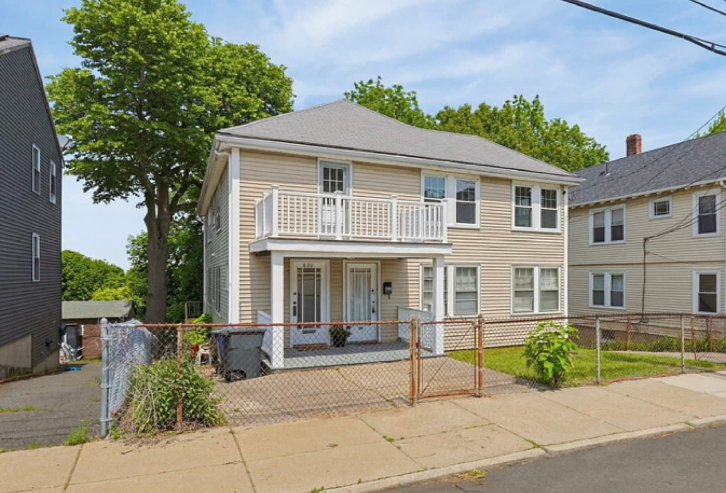 Multi Family at 620-622 Beech St, Boston MA 02131, Boston, photo 2 of 42