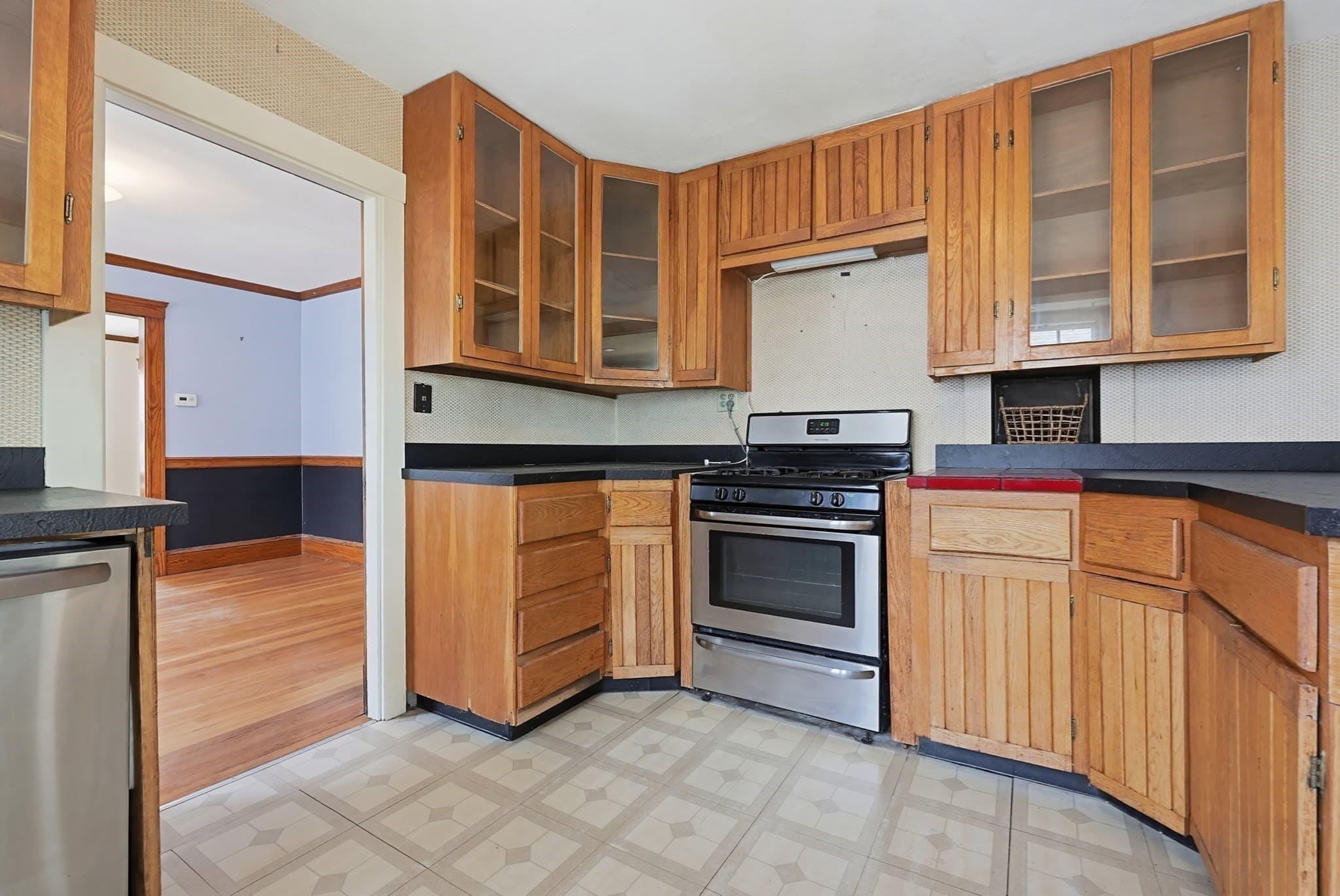 Multi Family at 620-622 Beech St, Boston MA 02131, Boston, photo 13 of 42