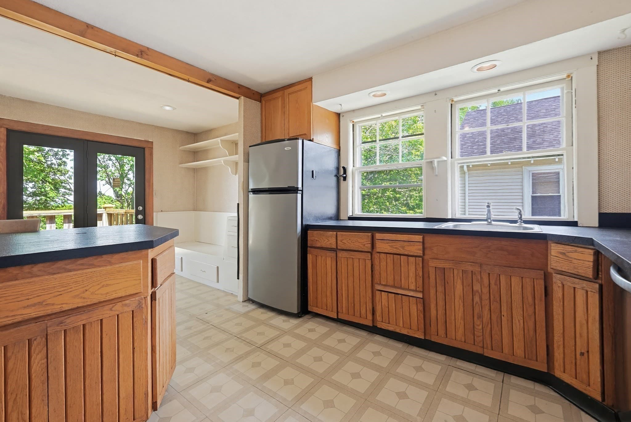 Multi Family at 620-622 Beech St, Boston MA 02131, Boston, photo 15 of 42