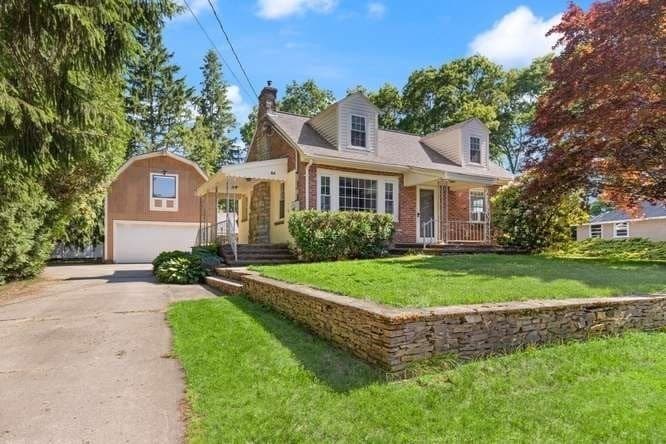 Single Family Residence at 84 Walnut St, Walpole MA 02081, photo 2 of 34