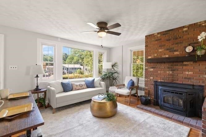 Single Family Residence at 84 Walnut St, Walpole MA 02081, photo 6 of 34
