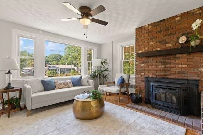 Single Family Residence at 84 Walnut St, Walpole MA 02081, photo 5 of 34