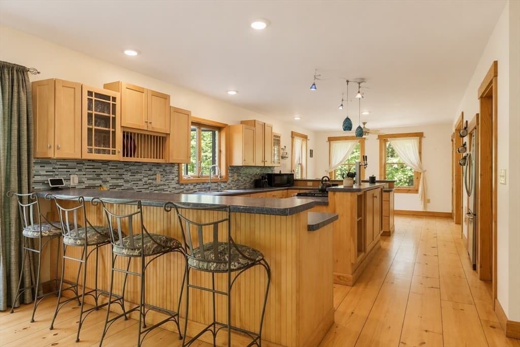 1132 Doe Valley Rd, Athol MA 01331 photo 7