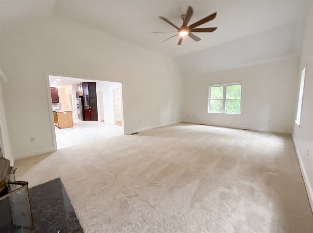14 Smith Rd, Sutton MA 01590 photo 3
