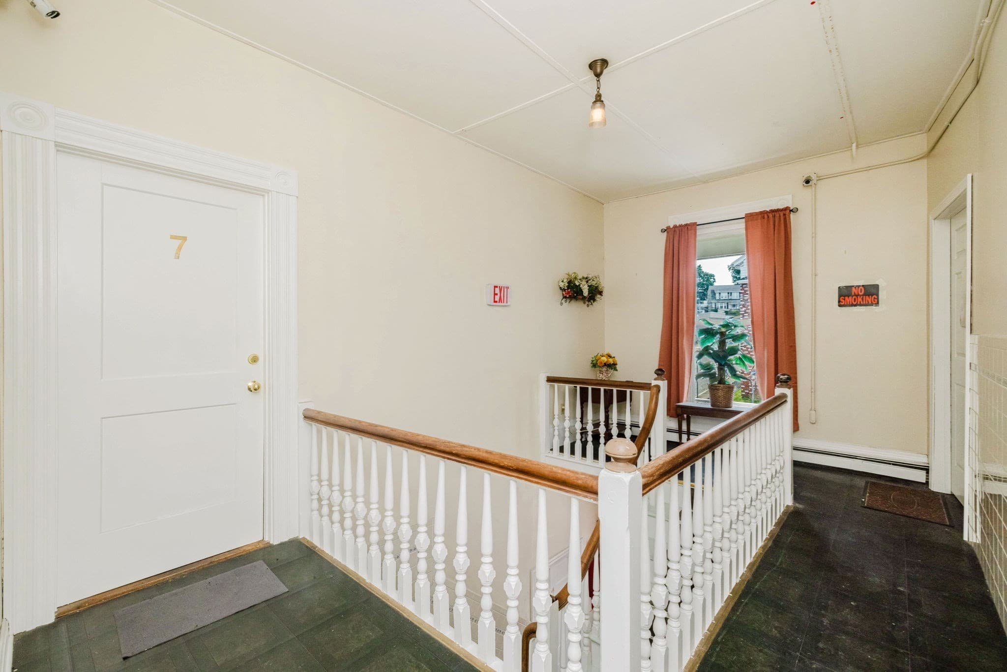 5+ Family - Rooming House at 517 South Main St, Fall River MA 02721, photo 20 of 34