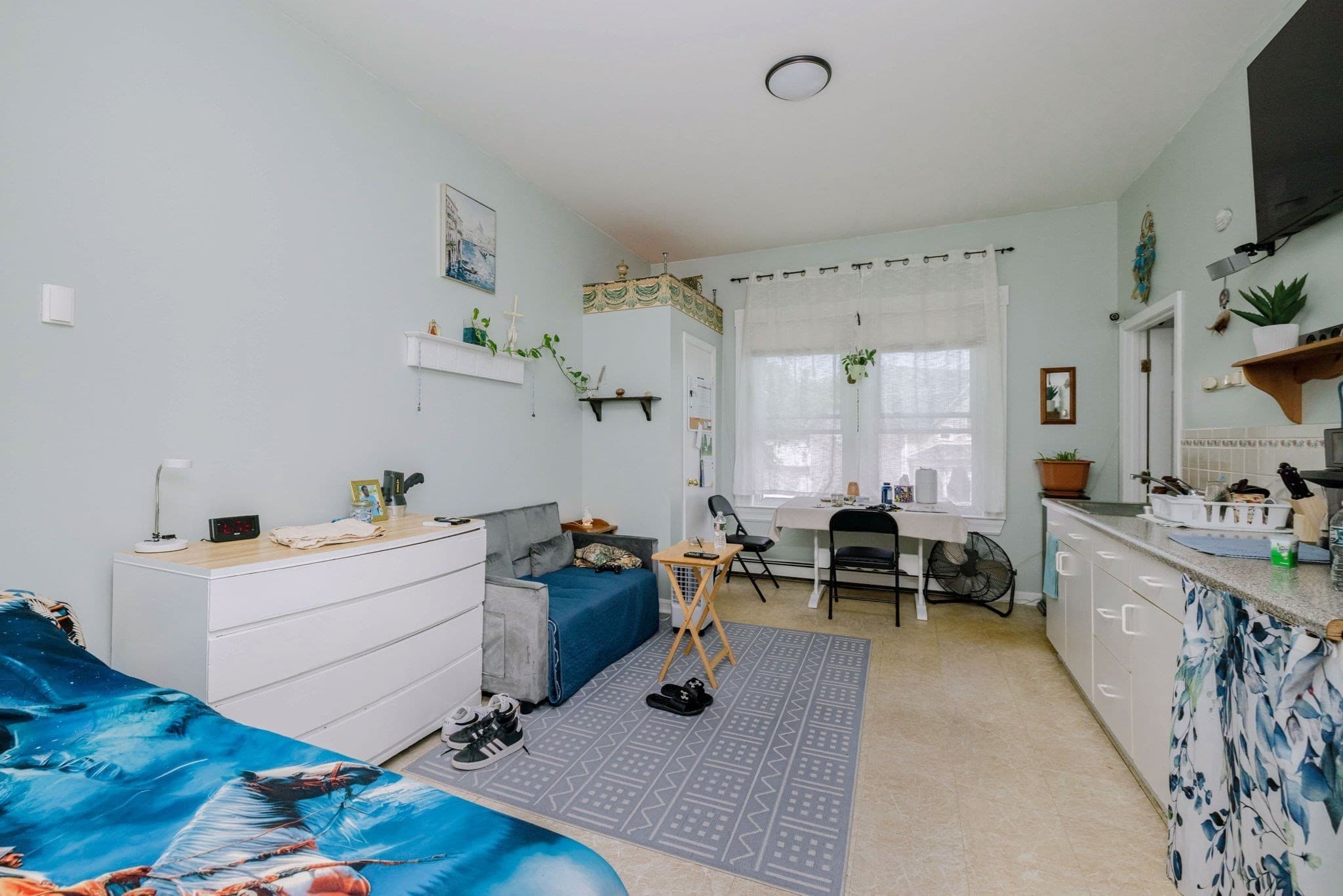 5+ Family - Rooming House at 517 South Main St, Fall River MA 02721, photo 9 of 34