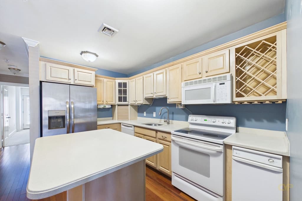 15 Park Ave # 211, Hull MA 02045 photo 34