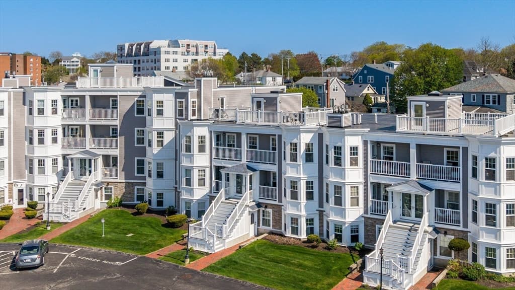 15 Park Ave # 211, Hull MA 02045 photo 4