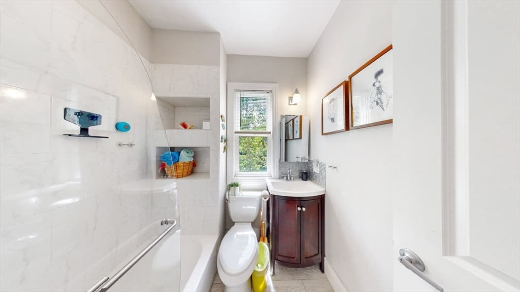 Condominium at 33 Plainfield # 2, Boston MA 02130, photo 13 of 22