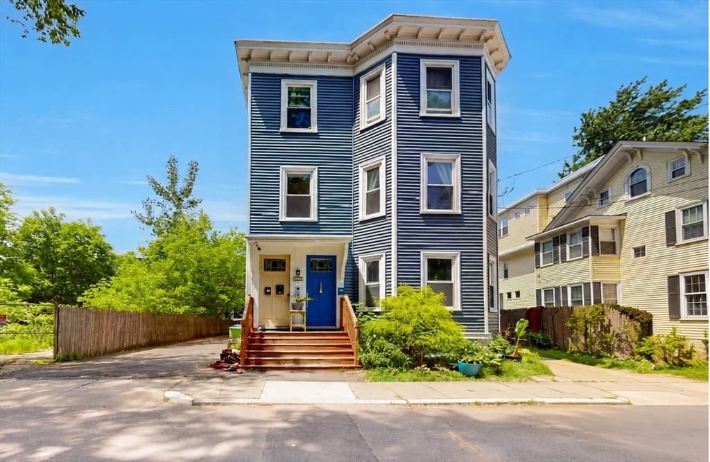 Condominium at 33 Plainfield # 2, Boston MA 02130, photo 20 of 22