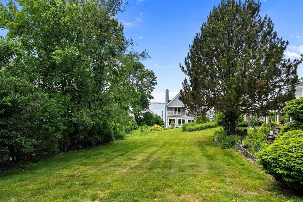 Single Family Residence at 43 Andrew Ave, Hull MA 02045, Hull, photo 35 of 38