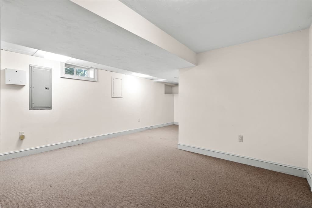 Single Family Residence at 43 Andrew Ave, Hull MA 02045, Hull, photo 29 of 38