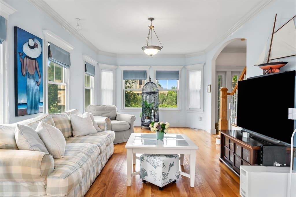 Single Family Residence at 43 Andrew Ave, Hull MA 02045, Hull, photo 8 of 38