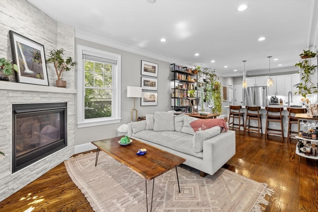 Condominium at 43 Cliftondale Street # 1, Boston MA 02131, Boston, photo 5 of 42