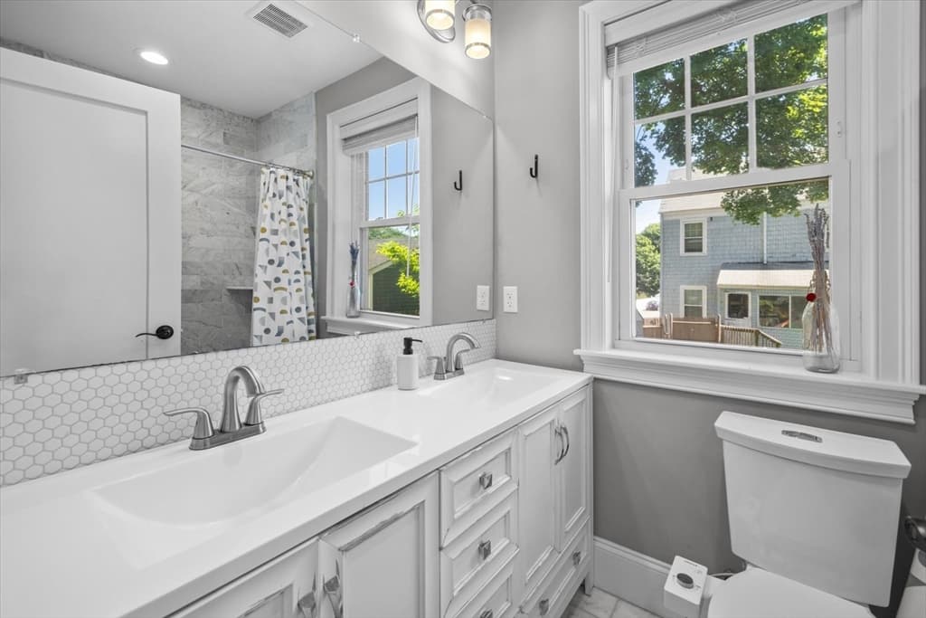 Condominium at 43 Cliftondale Street # 1, Boston MA 02131, Boston, photo 18 of 42