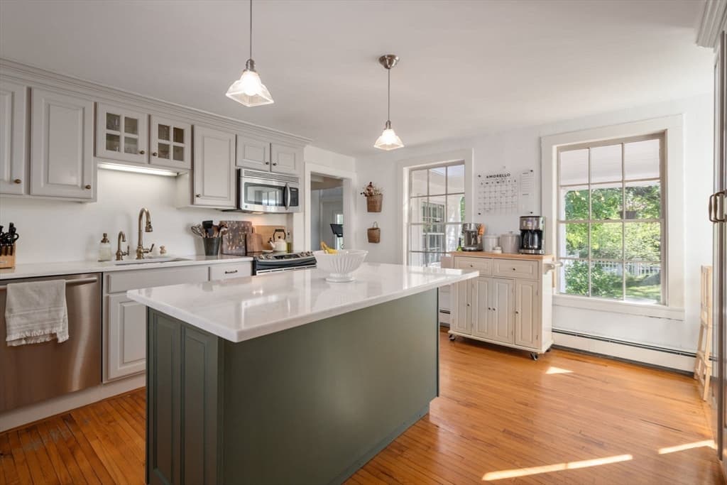 339 Boston Rd, Sutton MA 01590 photo 9