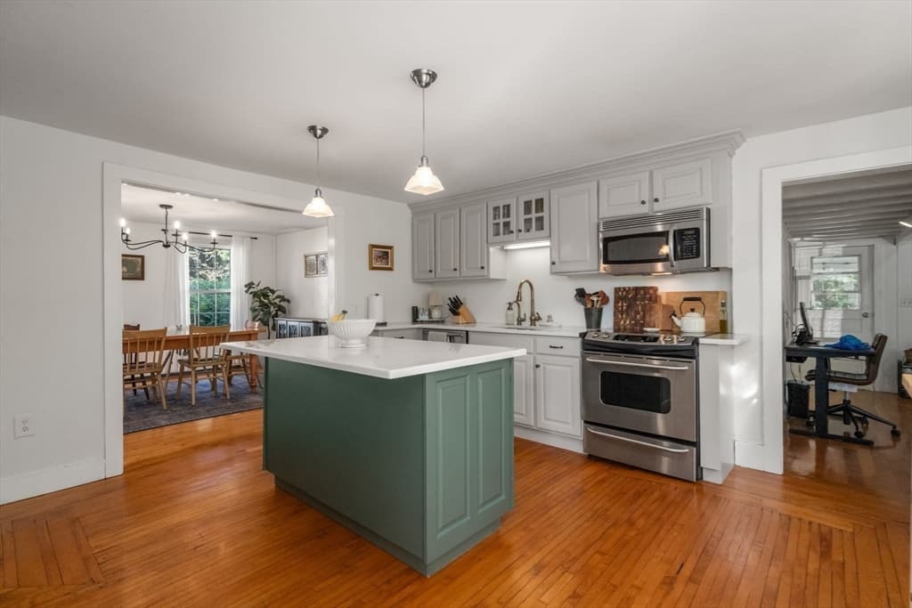339 Boston Rd, Sutton MA 01590 photo 10