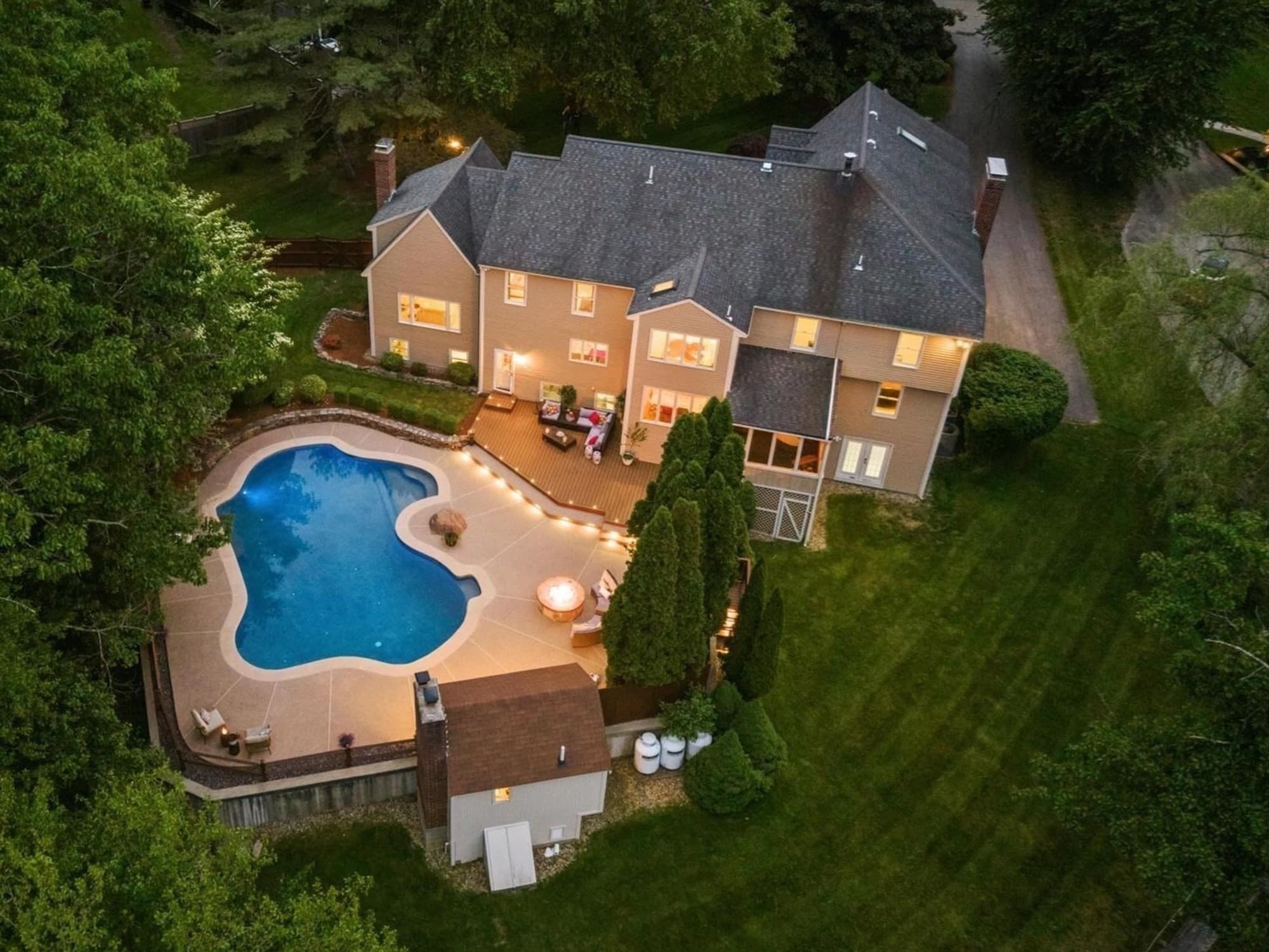 Single Family Residence at 20 Seten Circle, Andover MA 01810, photo 2 of 41