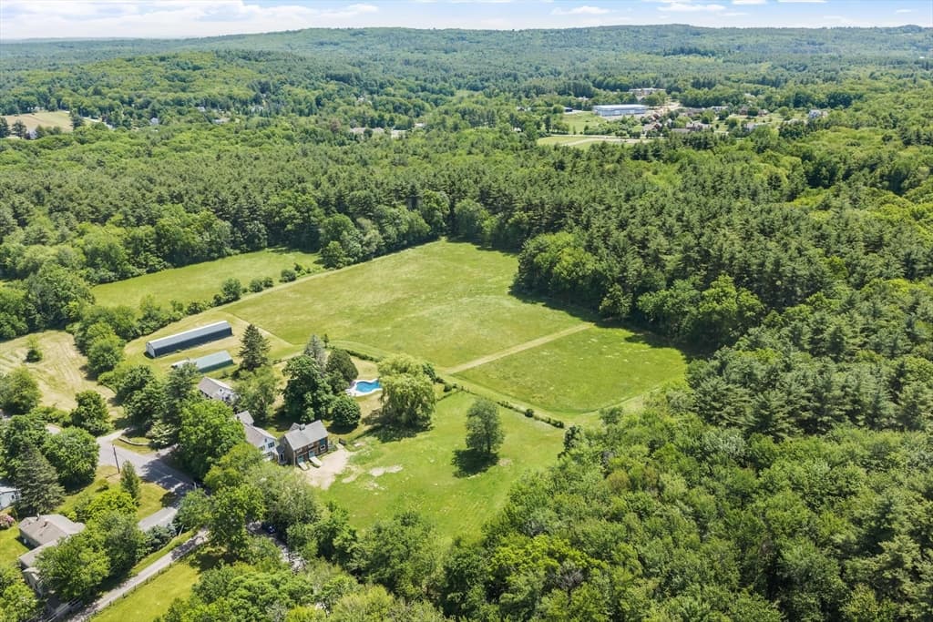 57 Old Mill Rd, Harvard MA 01451