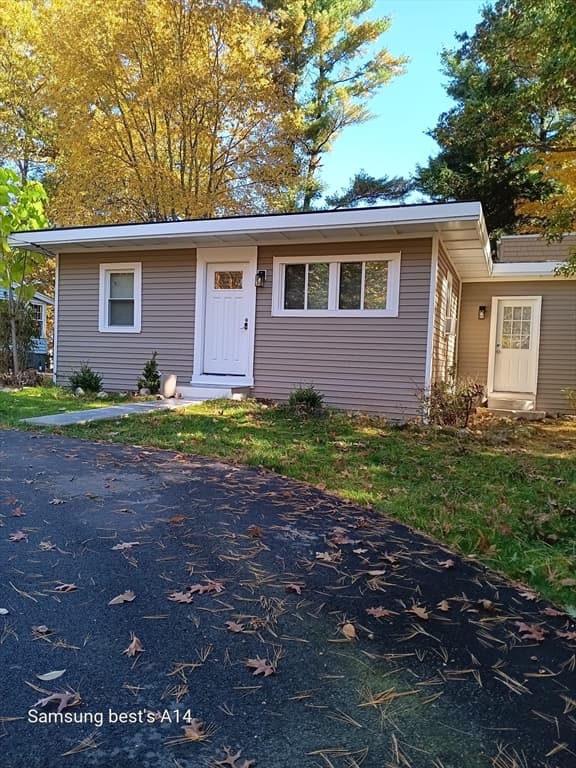 73 Laurie Ave, Abington MA 02351