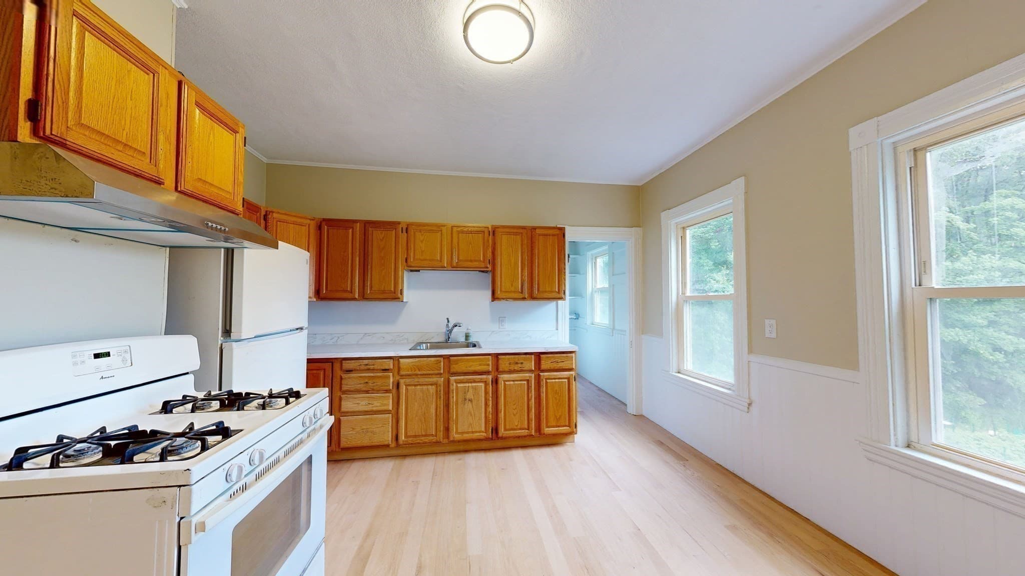 3 Family at 52 Paul Gore St, Boston MA 02130, photo 17 of 29