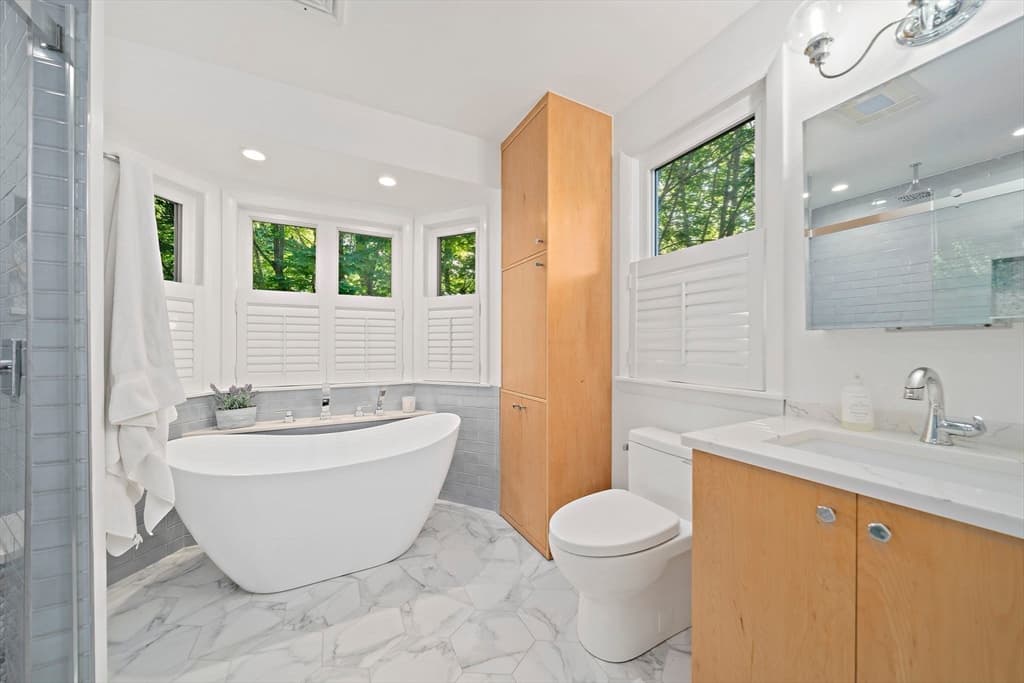 Condominium at 36 Maple St # 36, Canton MA 02021, photo 22 of 41