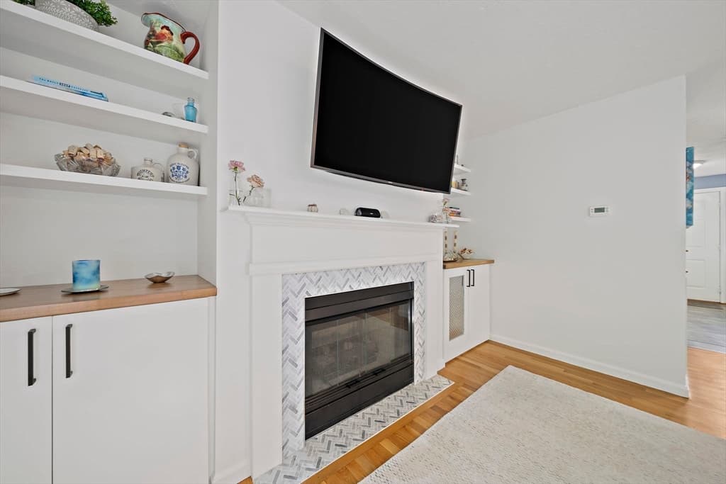 Condominium at 36 Maple St # 36, Canton MA 02021, photo 8 of 41