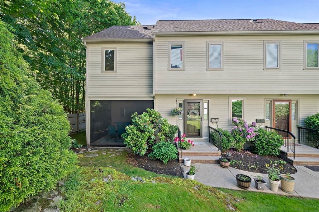 Condominium at 36 Maple St # 36, Canton MA 02021, photo 25 of 41