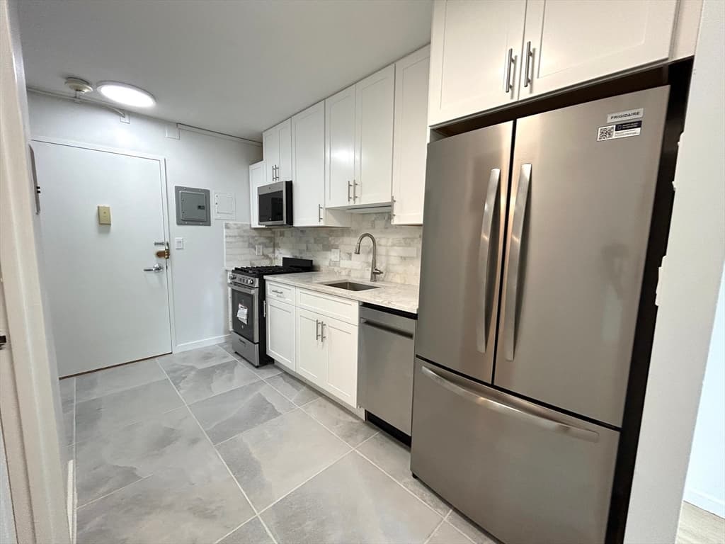 Condominium at 44 Washington St # 713, Brookline MA 02445, Brookline, photo 2 of 22