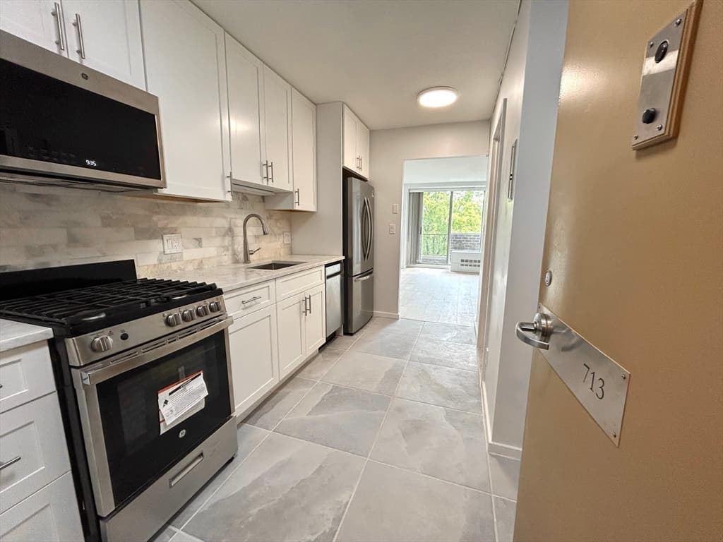 44 Washington St # 713, Brookline MA 02445